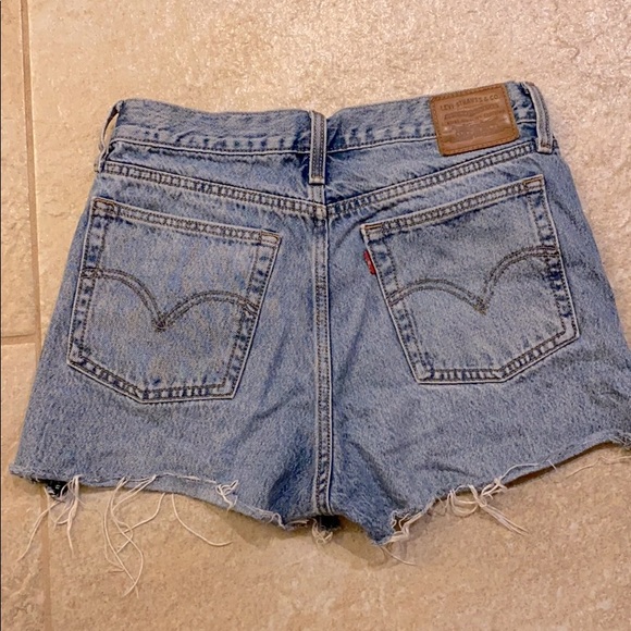 Vintage Levi’s | Big E | Wedgie Shorts | Size: 28